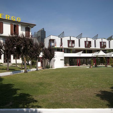 Albergo Ristorante Da Domenico 蒙特圣萨维诺 外观 照片